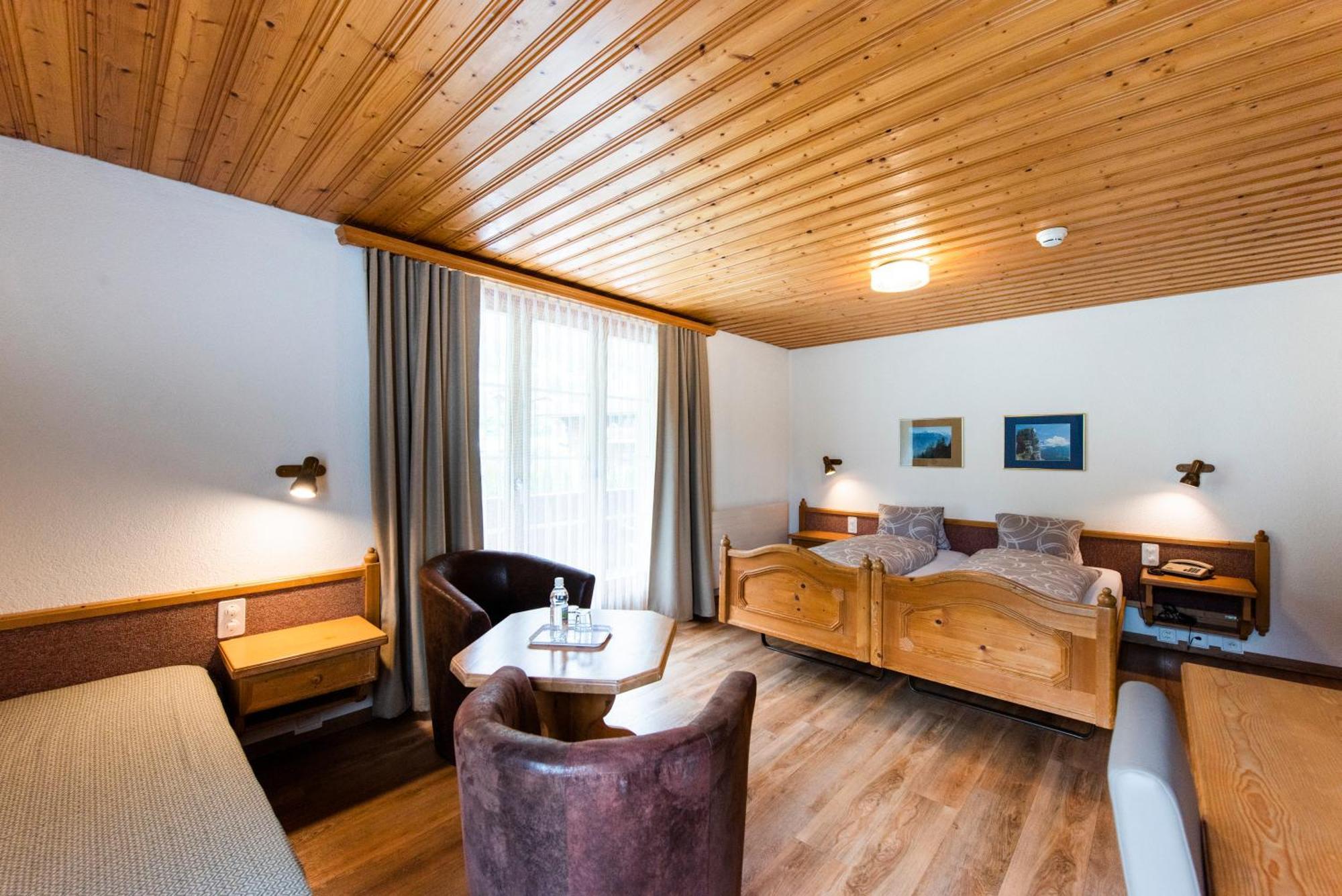 Hotel Brienzerburli Brienz  Exteriér fotografie